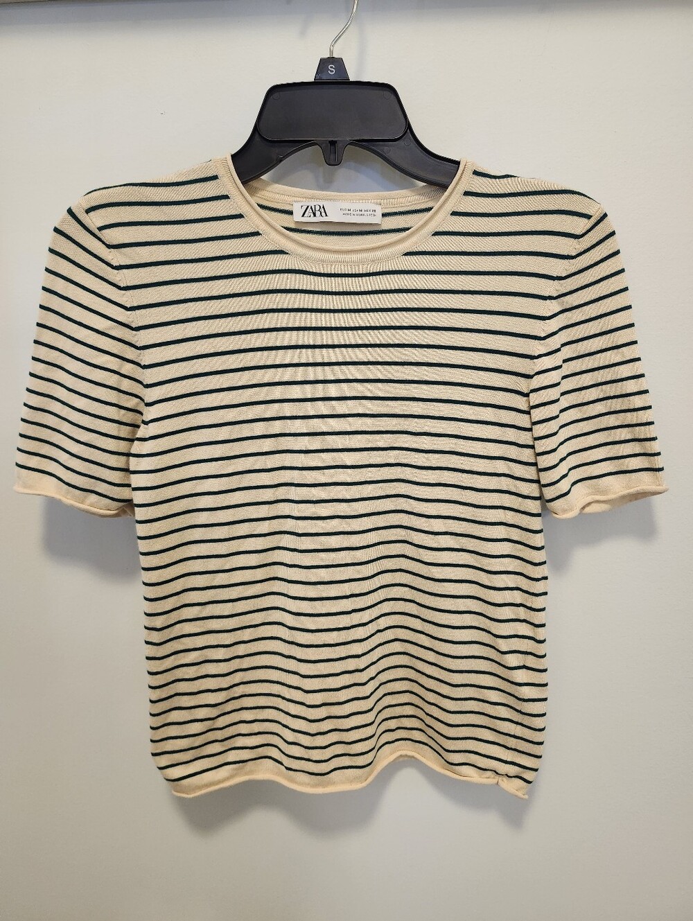 Zara Cream Tee with Dark Green Stripes Women's Size M